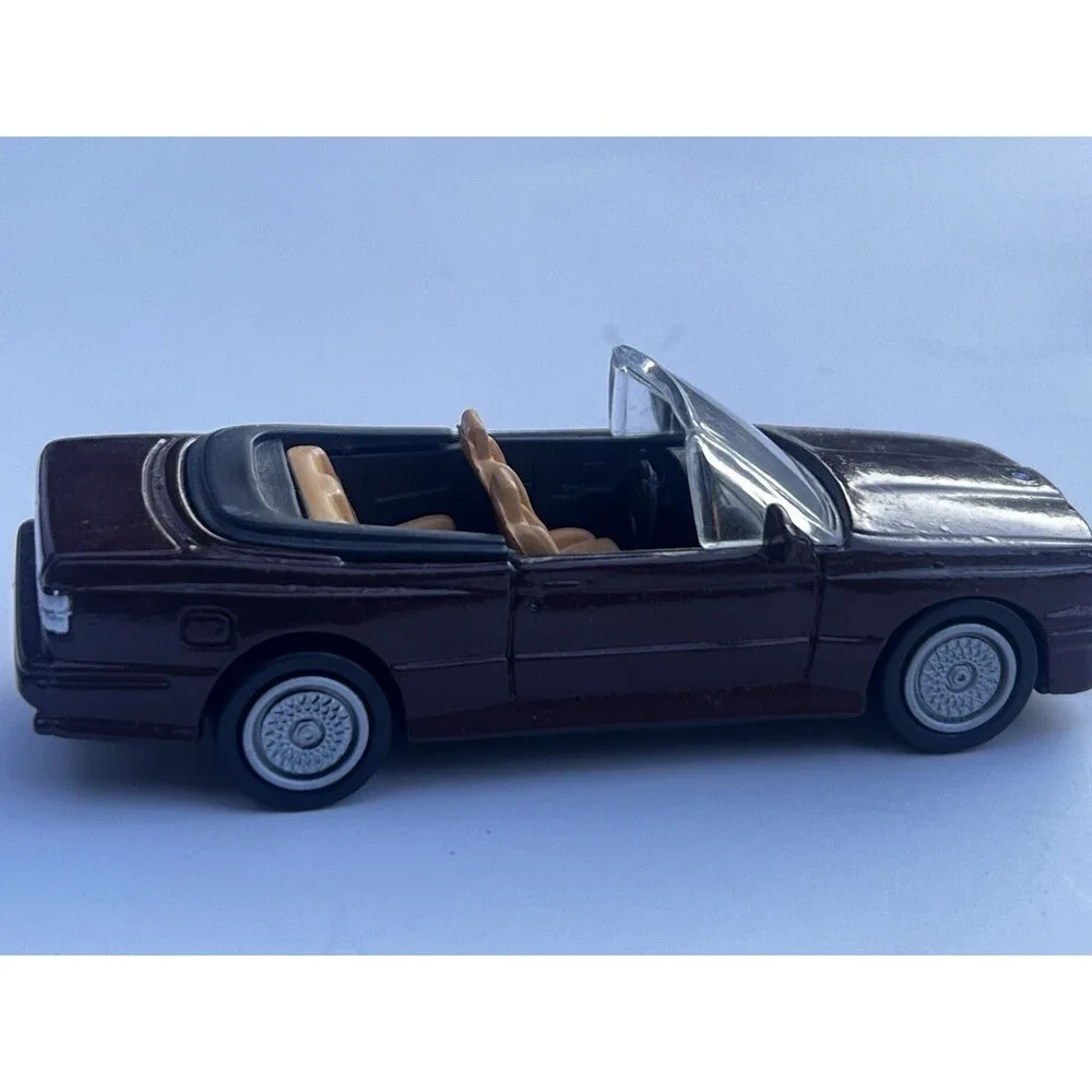 1997 Maisto BMW M3 E30 Convertible 1:43 Die Cast Burgundy 1988 Model Car